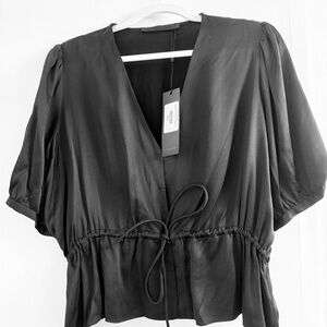 Jenni Kayne Black V-Neck Blouse NWT
